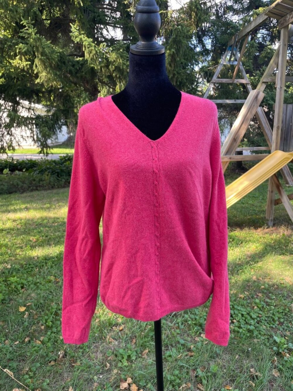 Vintage Y2K Sweater 100% Cashmere Pink Soft  V Neck Coquette M Cozy Bella Swan
